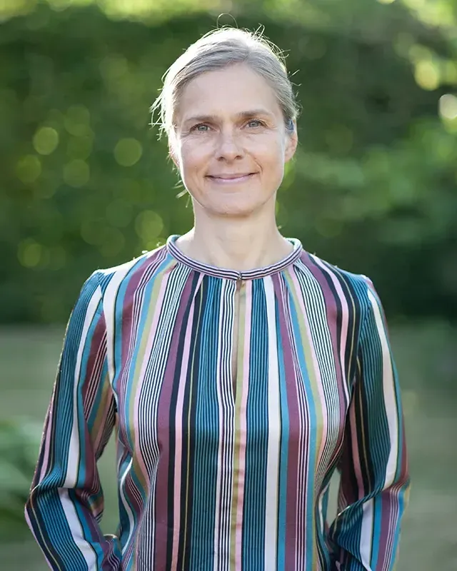 Portræt af Heidi Søndergård Mathiesen i en samtalesituation, Fotograf: Heidi Søndergård Mathiesen